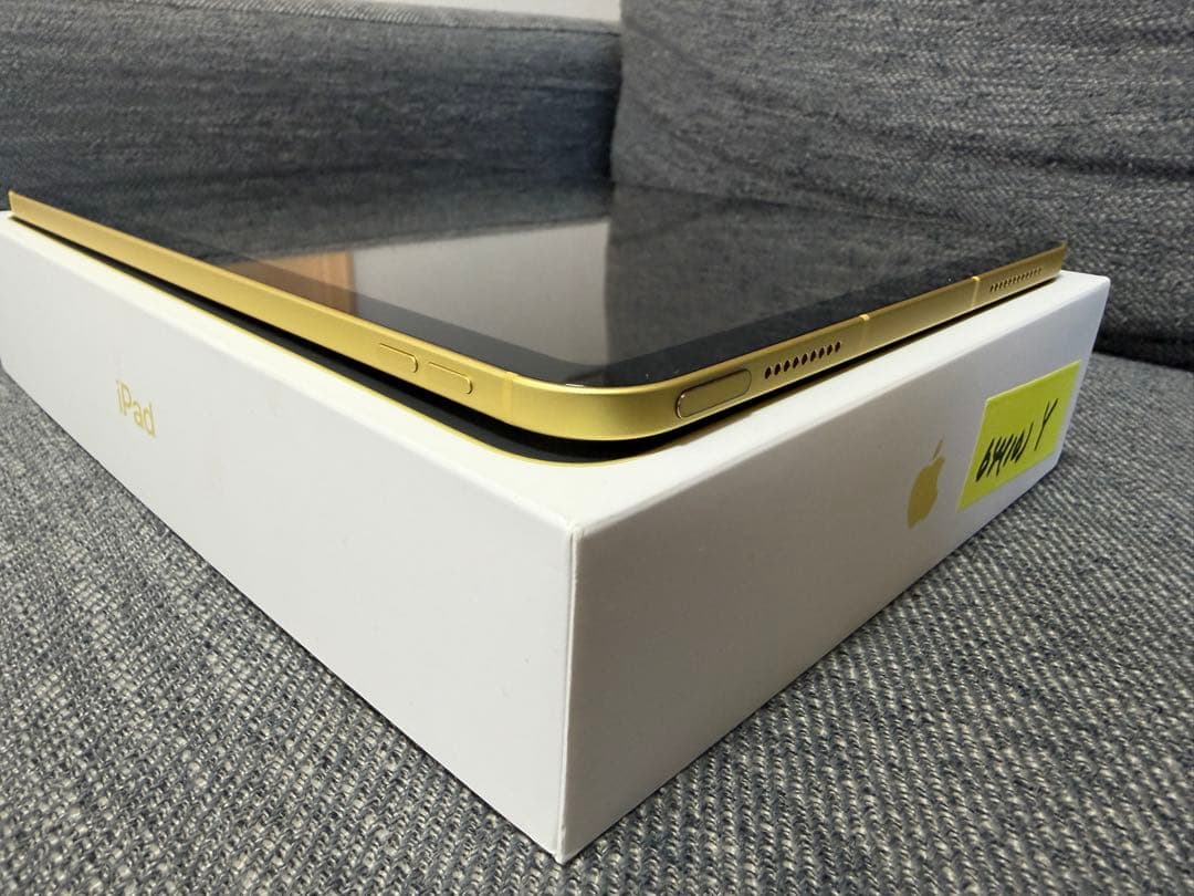 iPad（第10世代）本体　イエロー　64ギガ