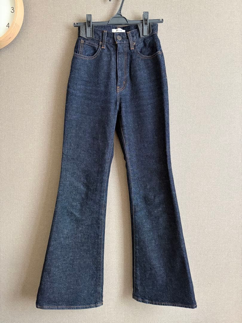 【最終値下げ】【美品】MOUSSY MVS FLARE マウジー　23インチ