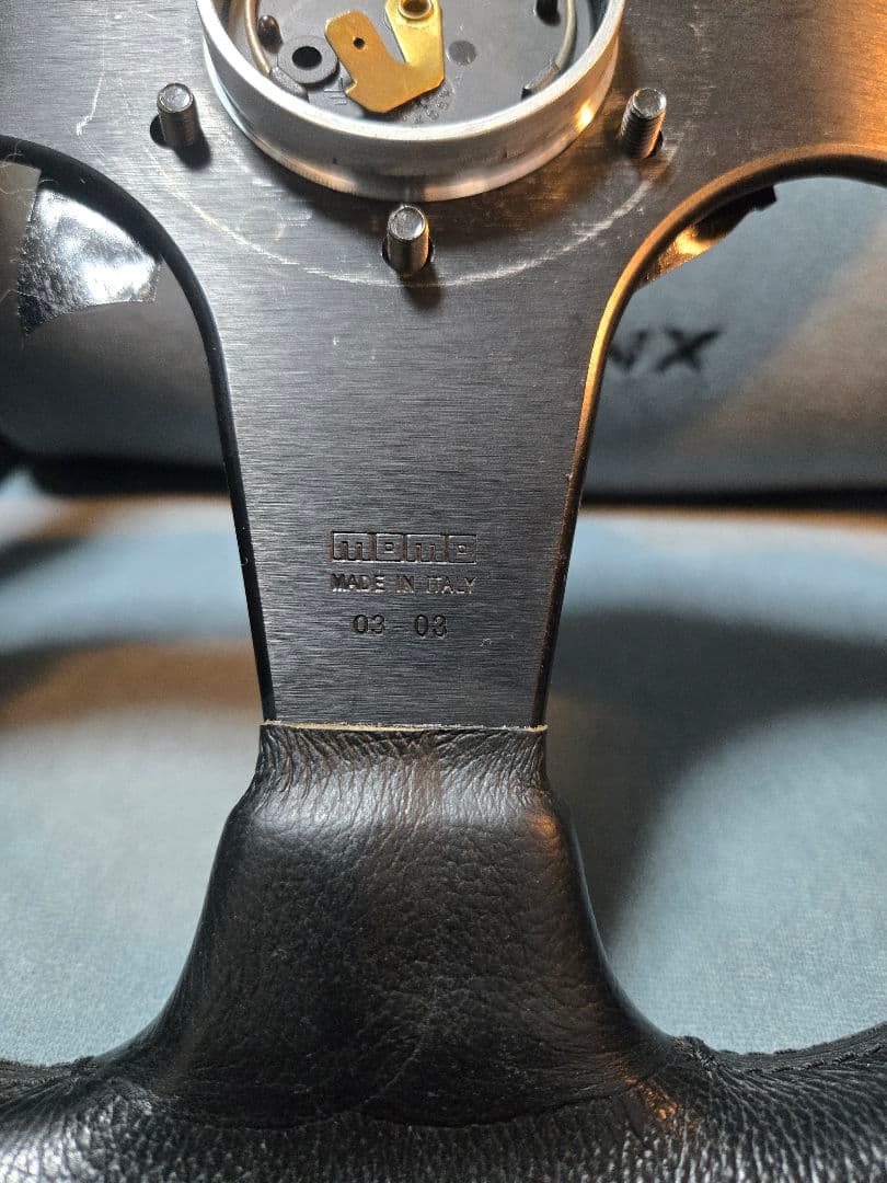 MOMO JET 35パイ ステアリング ハンドル 本体　本革