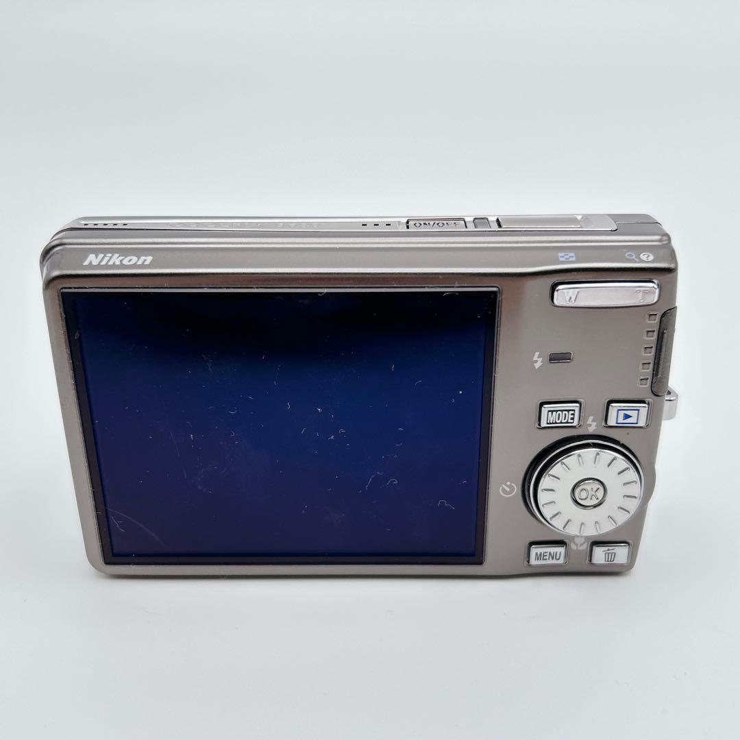 美品✨ Nikon ニコン COOLPIX S600 クールピクス デジカメ