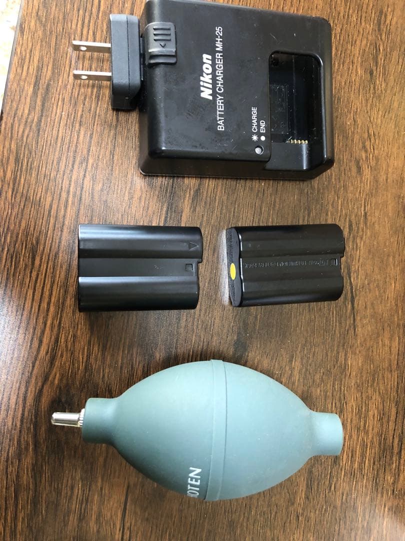 Nikon D7200  カメラレンズ2種付き