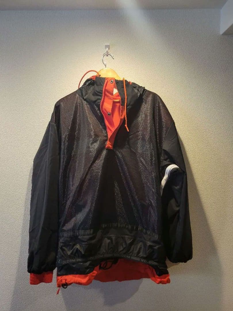 SHU様用 美品 volcom ボルコム スノーボードジャケット メンズ Ｌ