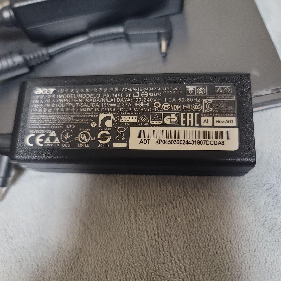 Intel 8th世代 Acer. spin5 SP513-52N-F58U