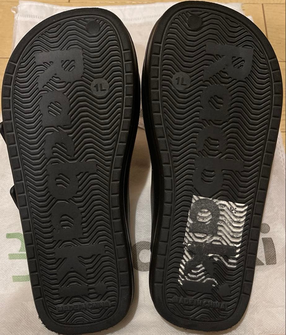 即購入可！ラクバキ racbaki イージーサンダル ラップ ブラック Lサイズ