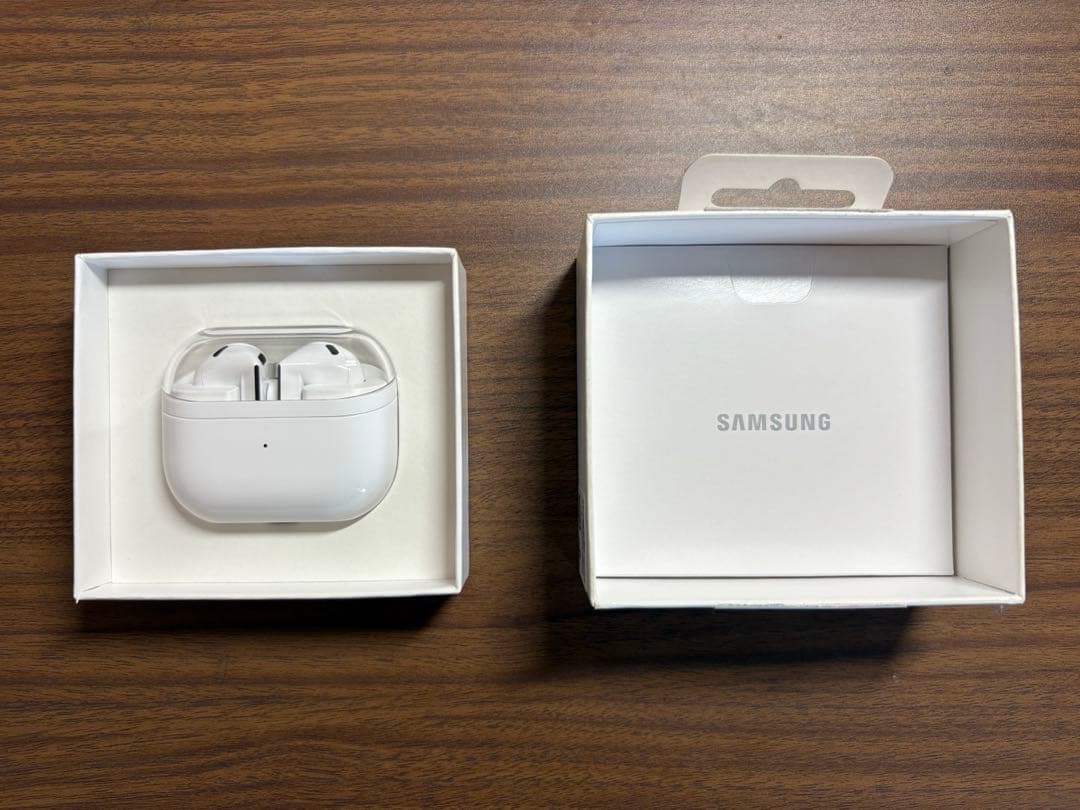 Samsung Galaxy Buds 3 ホワイト 未使用に近い