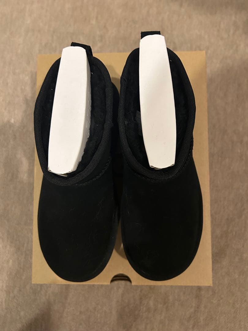 ous　UGG ウルトラミニ プラットフォーム