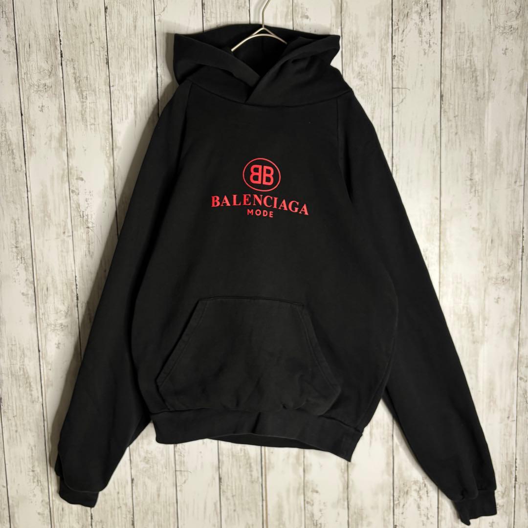 【最高デザイン】バレンシアガ パーカー フーディ 赤ロゴ 黒 Lサイズ