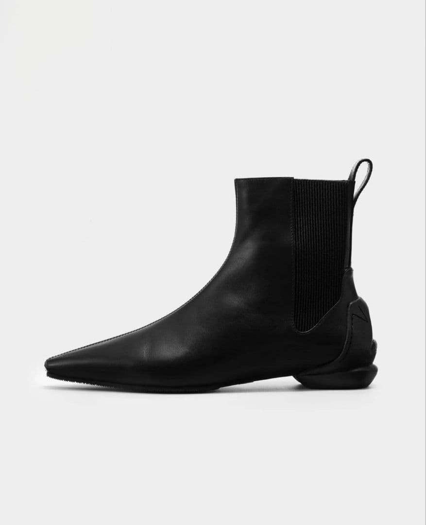 即発送可美品シーセイチゼルトゥアンクルブーツ23.5黒ブラックシセイSHISEI