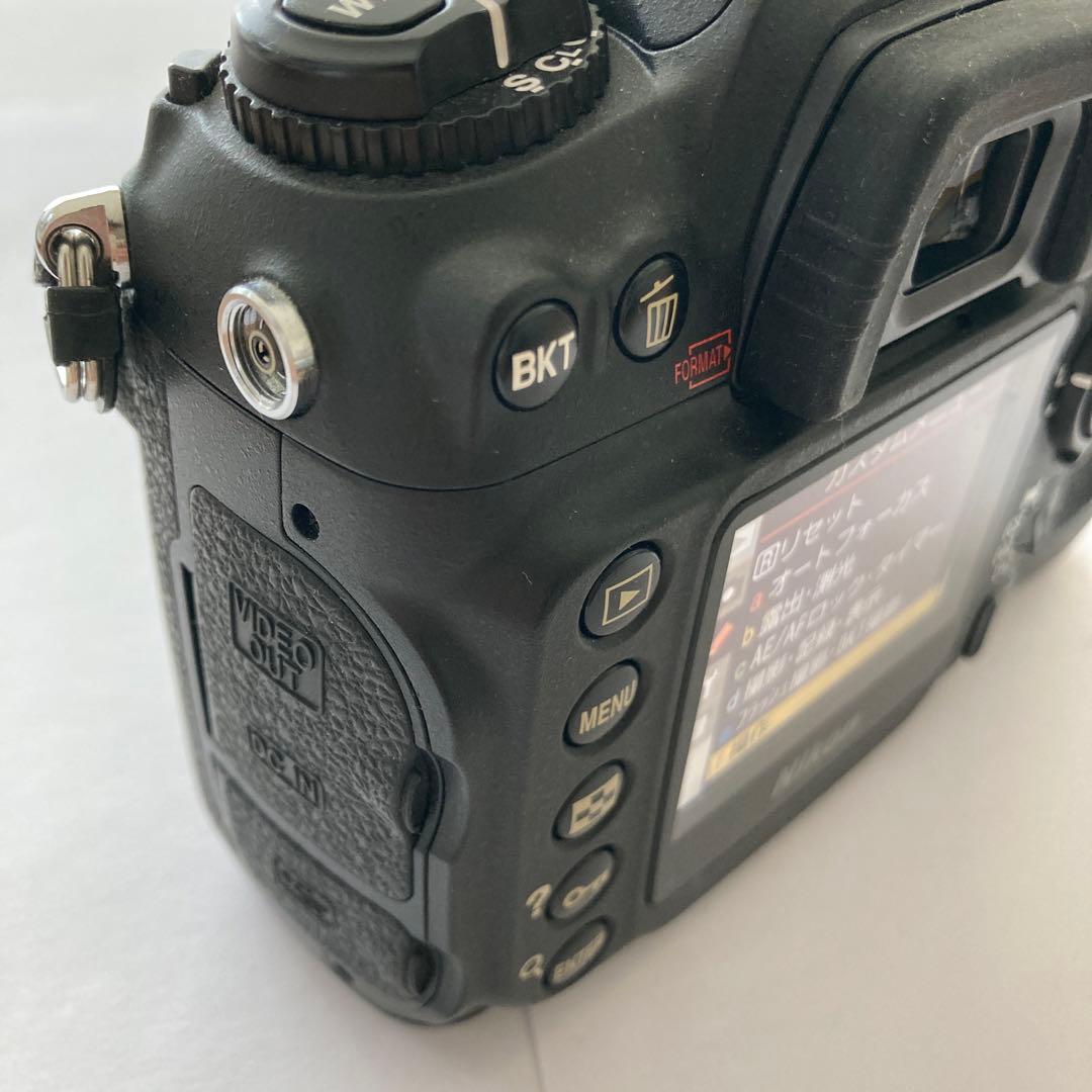 美品　Nikon D200 ニコン　総ショット数少CCD グリップベタつき無し