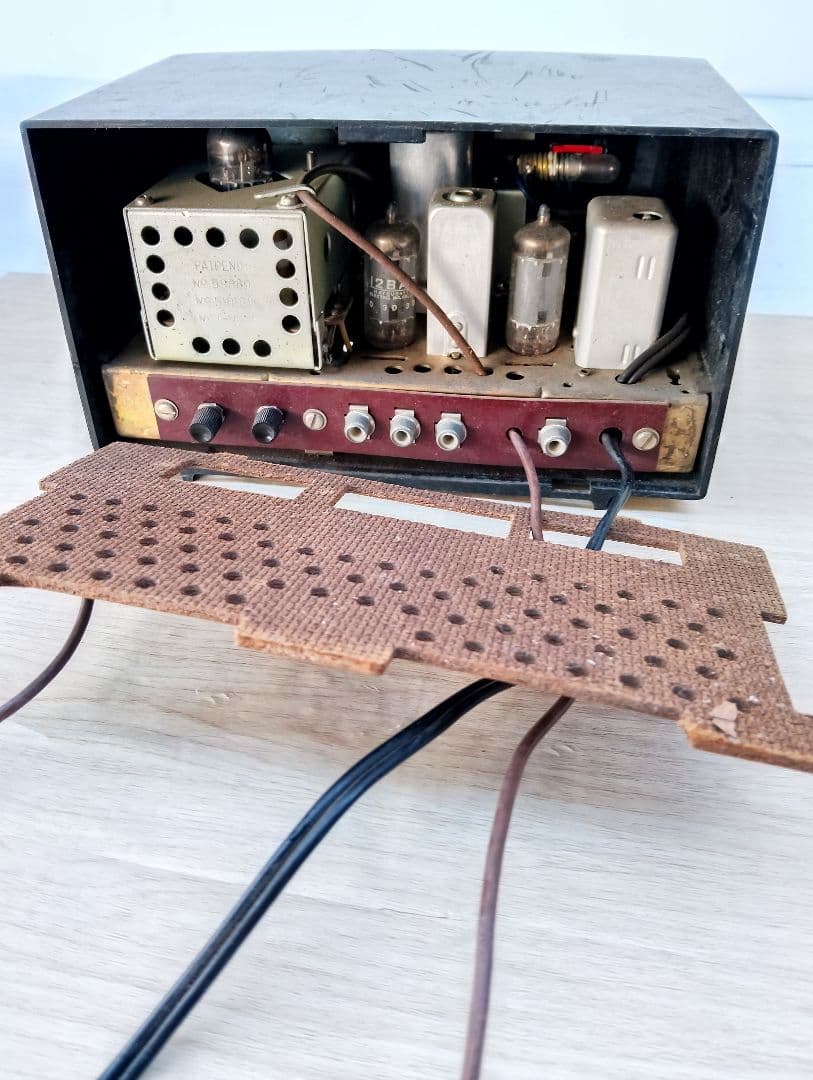 TRIO真空管FMチューナーFM-108 ジャンク品(よ35)