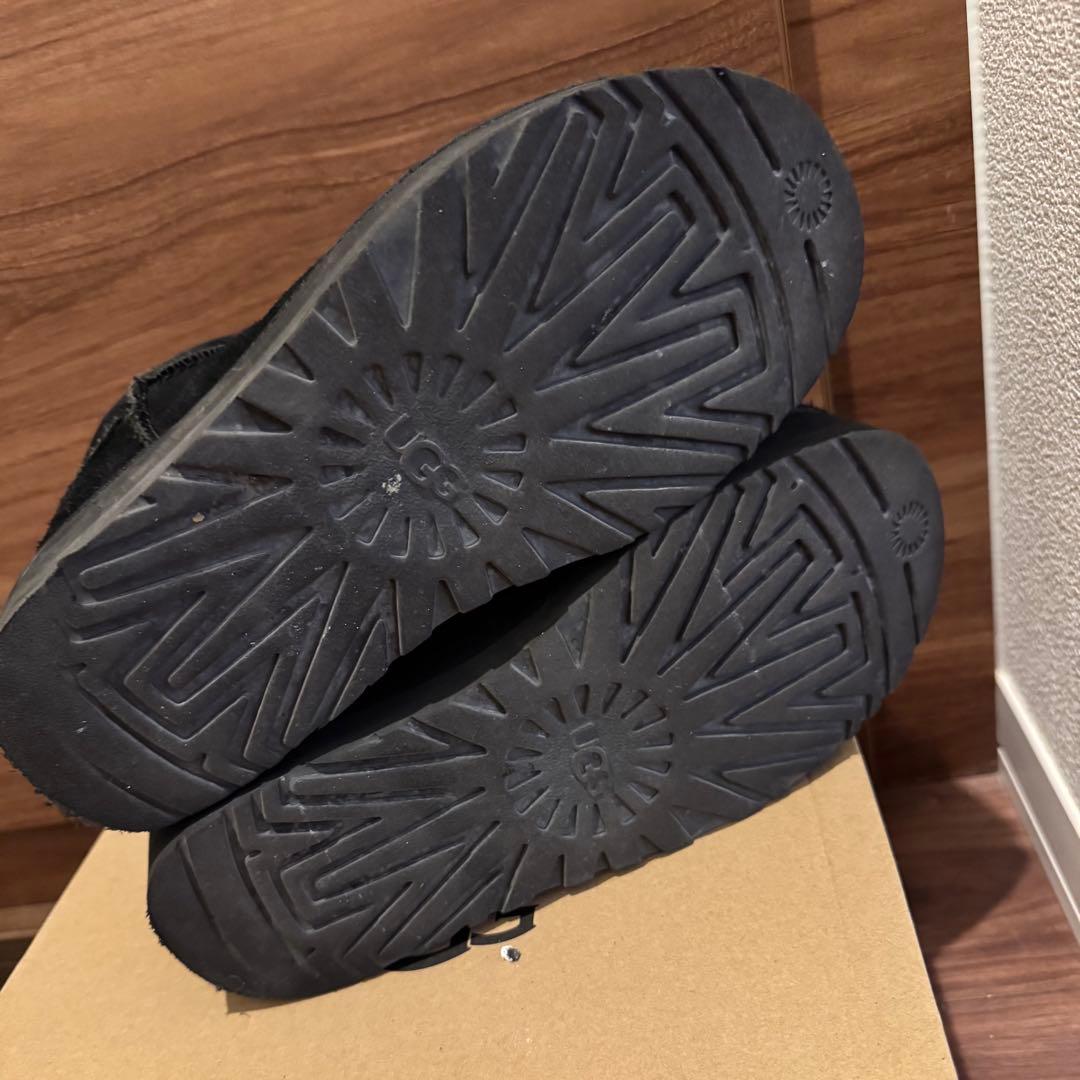 UGG Classic Ultra Mini Platform 黒　25cm