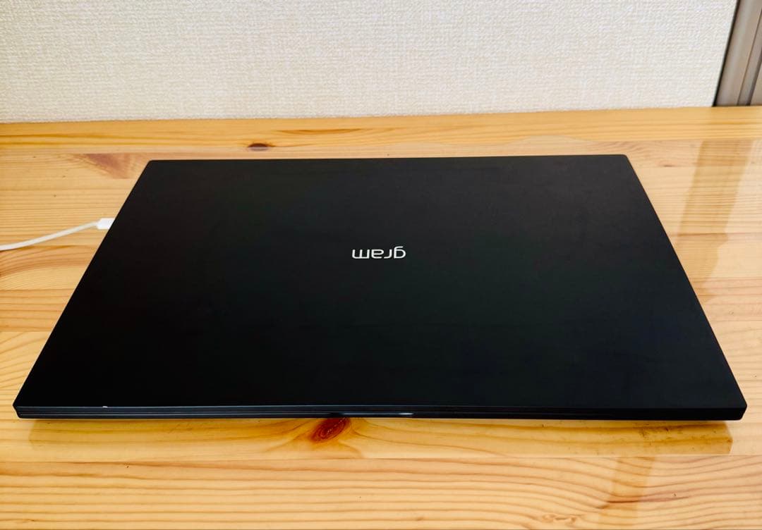 【新品同様】LG gram 16Z90S 16 Core Ultra7 16GB