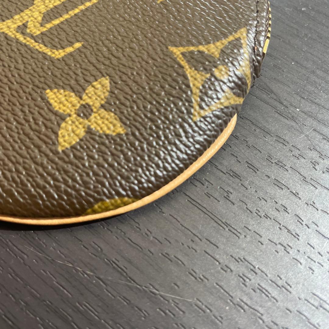 ルイ・ヴィトン 小銭入れ 丸型