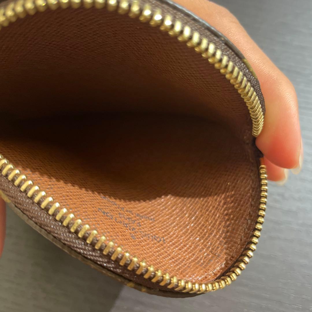 ルイ・ヴィトン 小銭入れ 丸型