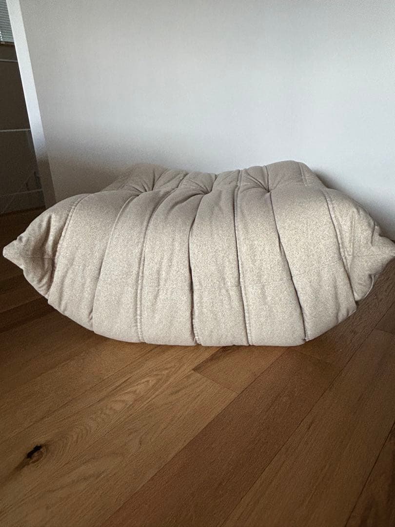 50周年限定生地 リーンロゼ トーゴ パフ ベージュ DENDEN オットマン