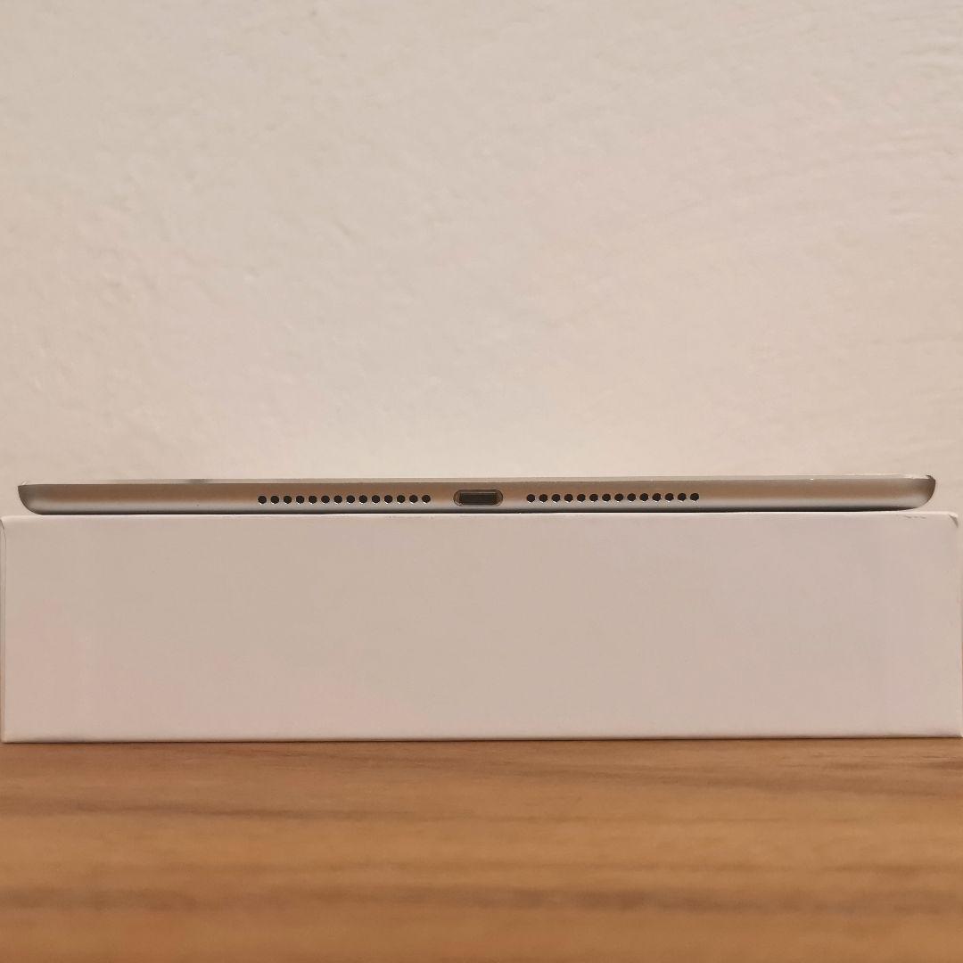 『美品・最大容量100%』iPad Air 第2世代 64GB『ドコモ版』734