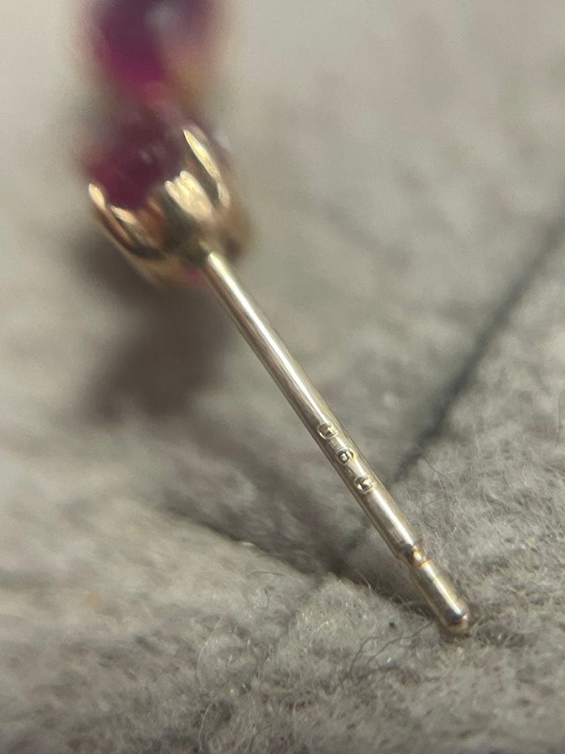 K18金 ルビー 0.60ct 3連ピアス　片耳