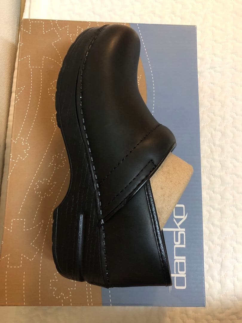 danskoダンスコ プロフェッショナルオイルドレザーブラック 35