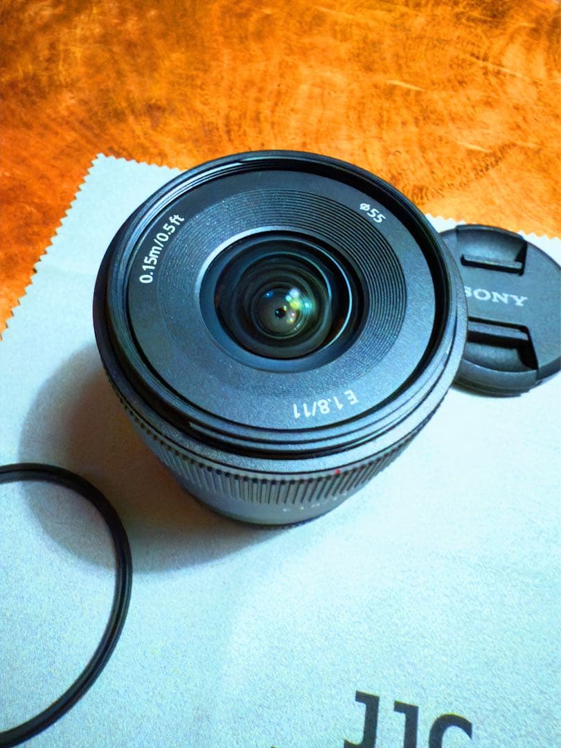 Sony 11mm F1.8 レンズ SEL11F18 単焦点レンズ