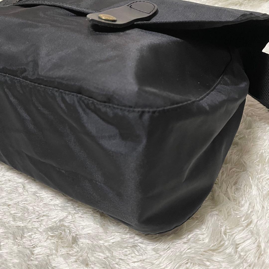 【美品】Herve Chapelier　ショルダーバッグ　黒　メッセンジャー