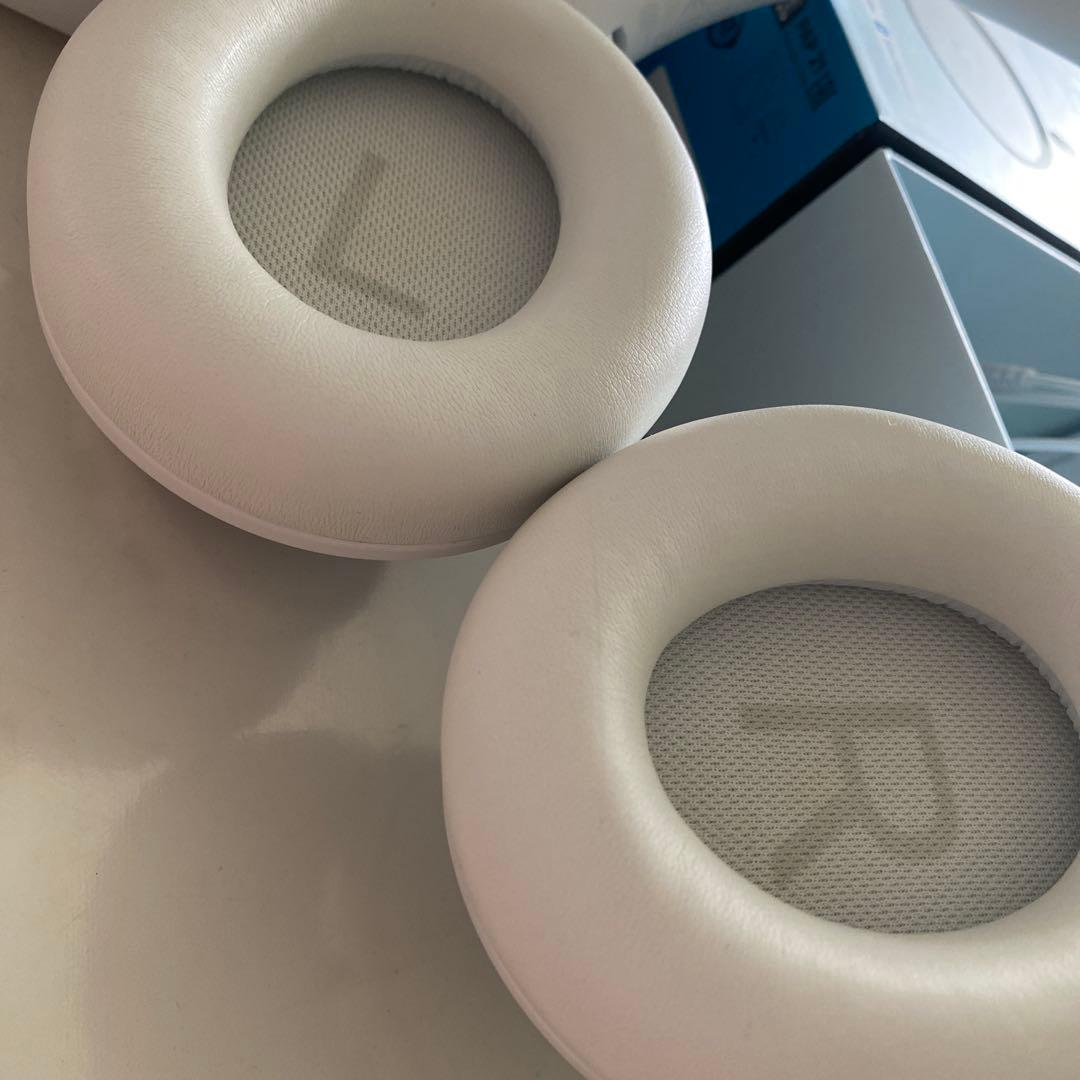 ヘッドホン NOISE CANCELLD PLAYTIME EXTENDED