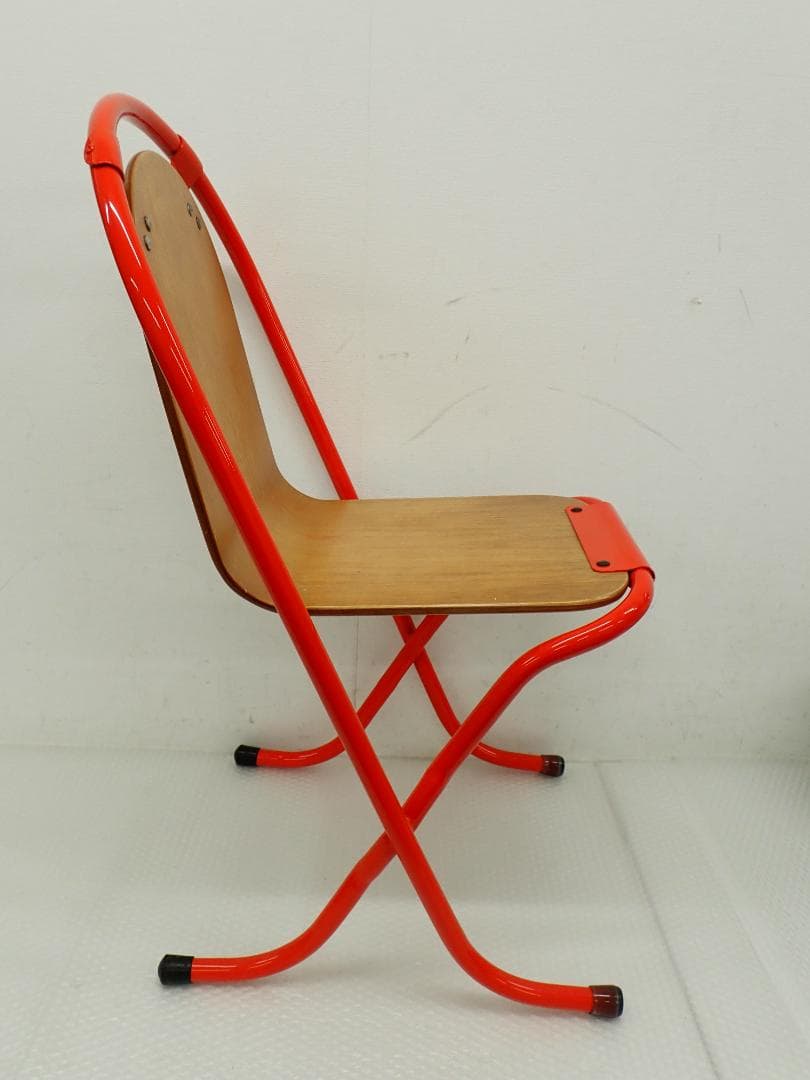 関家具 CRASH GATE/クラッシュゲート スタッキングチェア レッド
