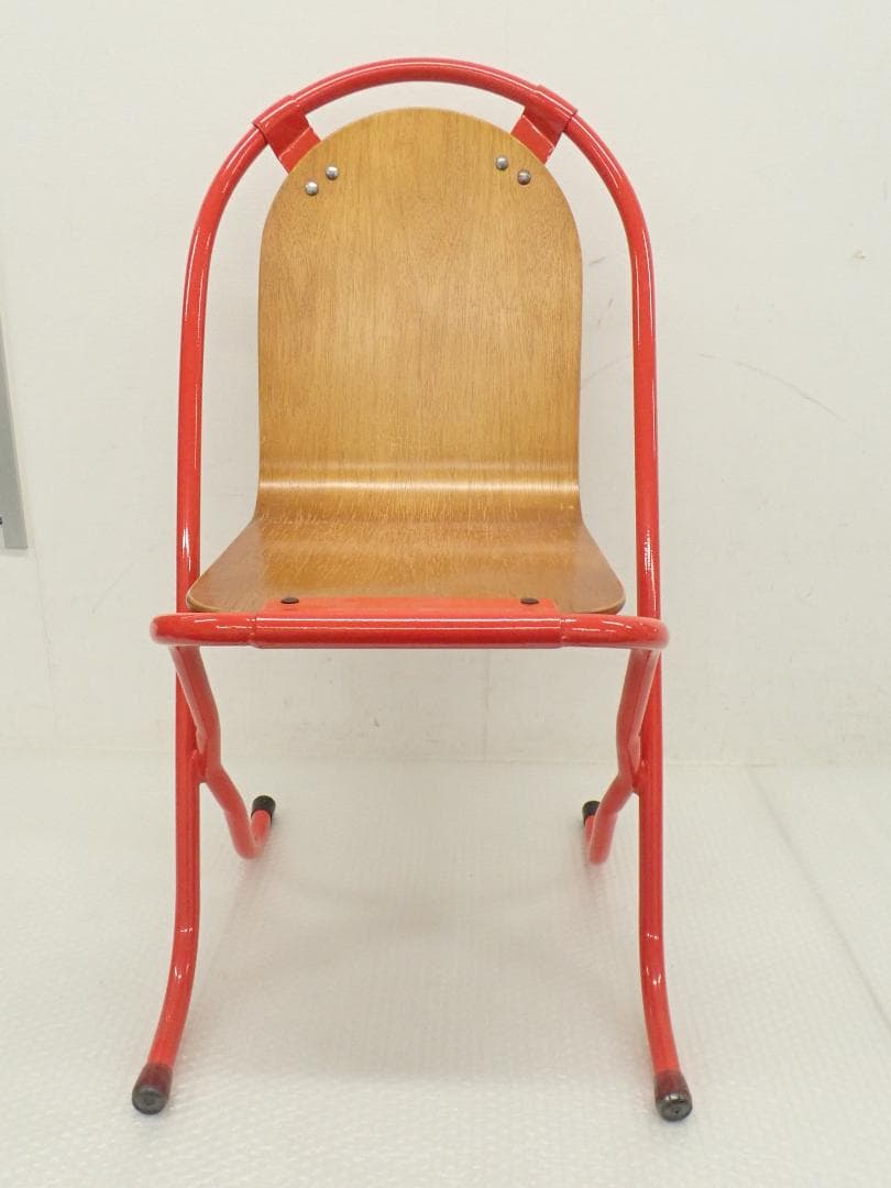 関家具 CRASH GATE/クラッシュゲート スタッキングチェア レッド