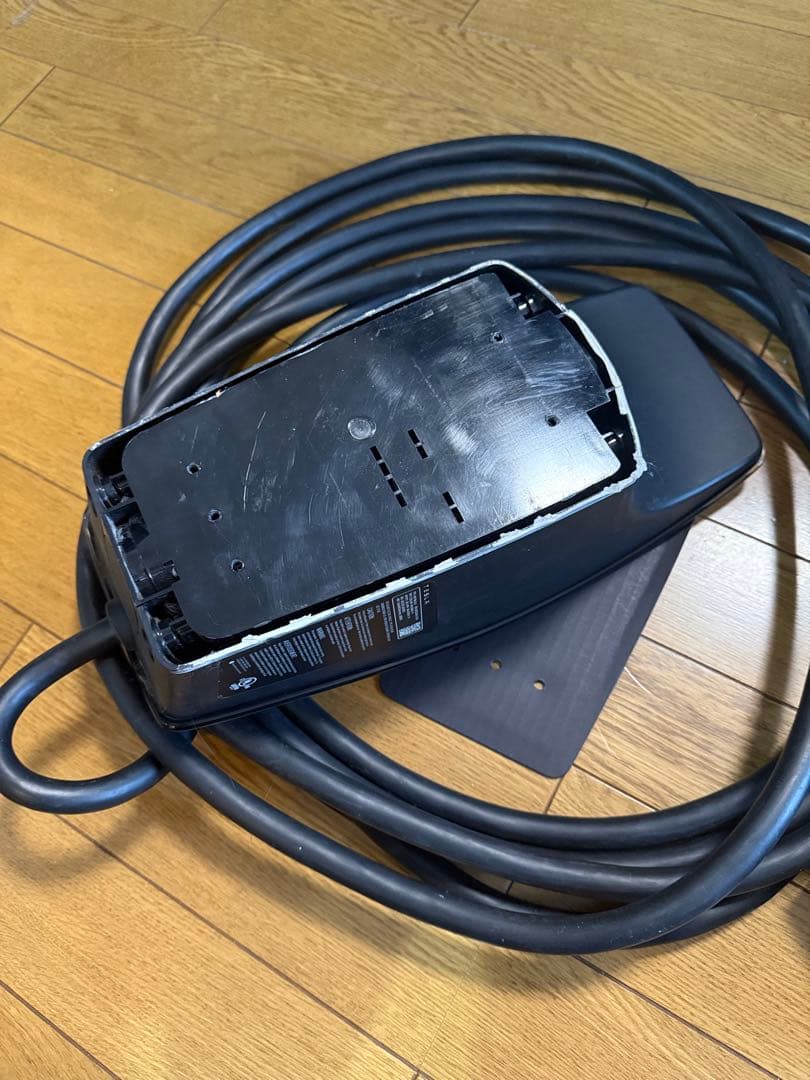 Tesla Wall Connector 第3世代（Gen 3）