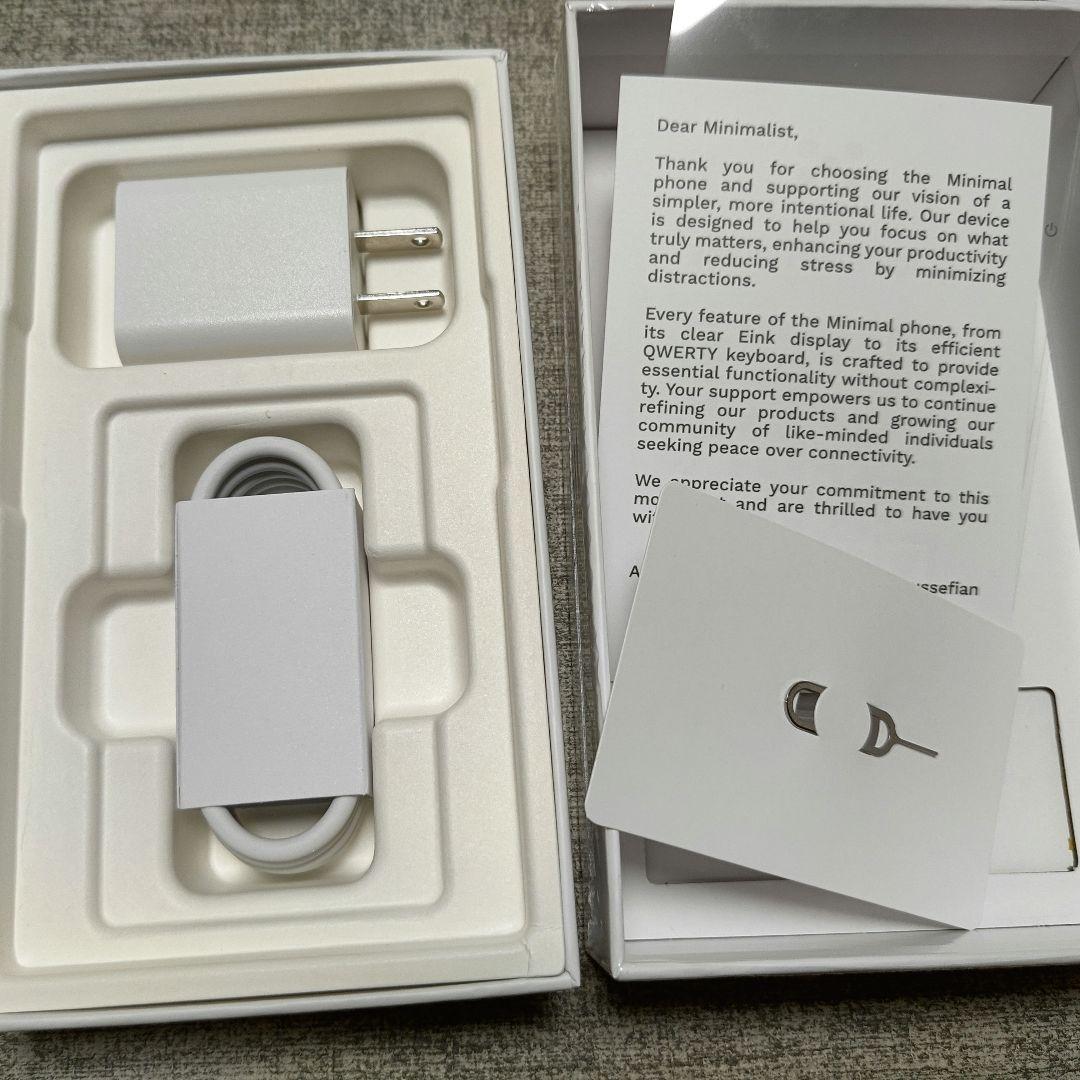 上位版美品】Minimal Phone 8+256GB Pebble+純正ケース