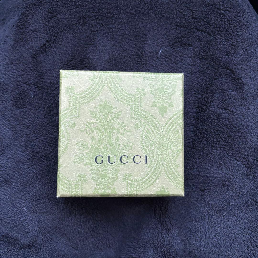 GUCCI シルバーペンダントネックレス