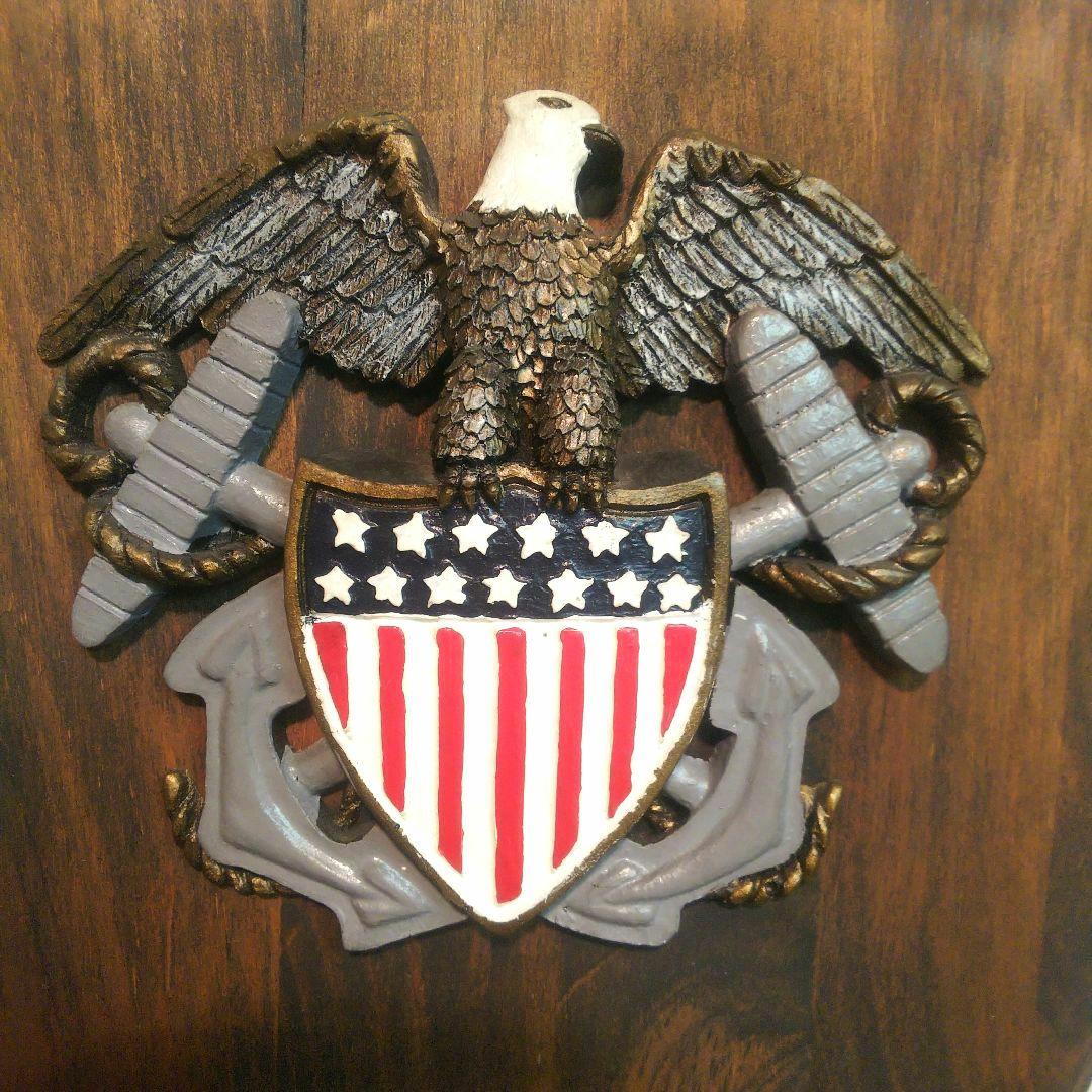 ヴィンテージ US Navy エンブレム 木製 盾 手彫り 英国製