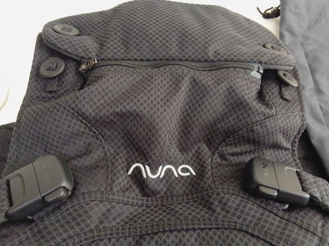 美品 ヌナ nuna カドルクリック ナイト ブラック 抱っこひも 正規品