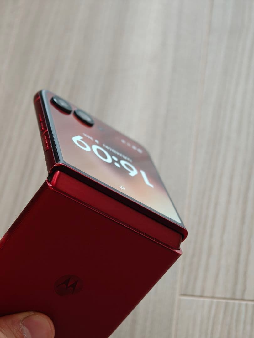 Motorola Razr 60ultra 512GB 美品 SIMフリー海外版