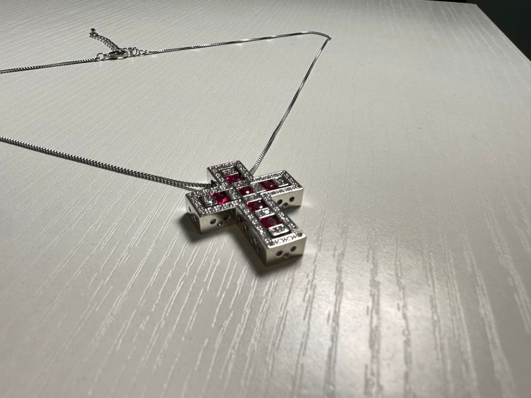 【新品】ダミアーニ似クロスペンダントネックレス シルバー×ピンク