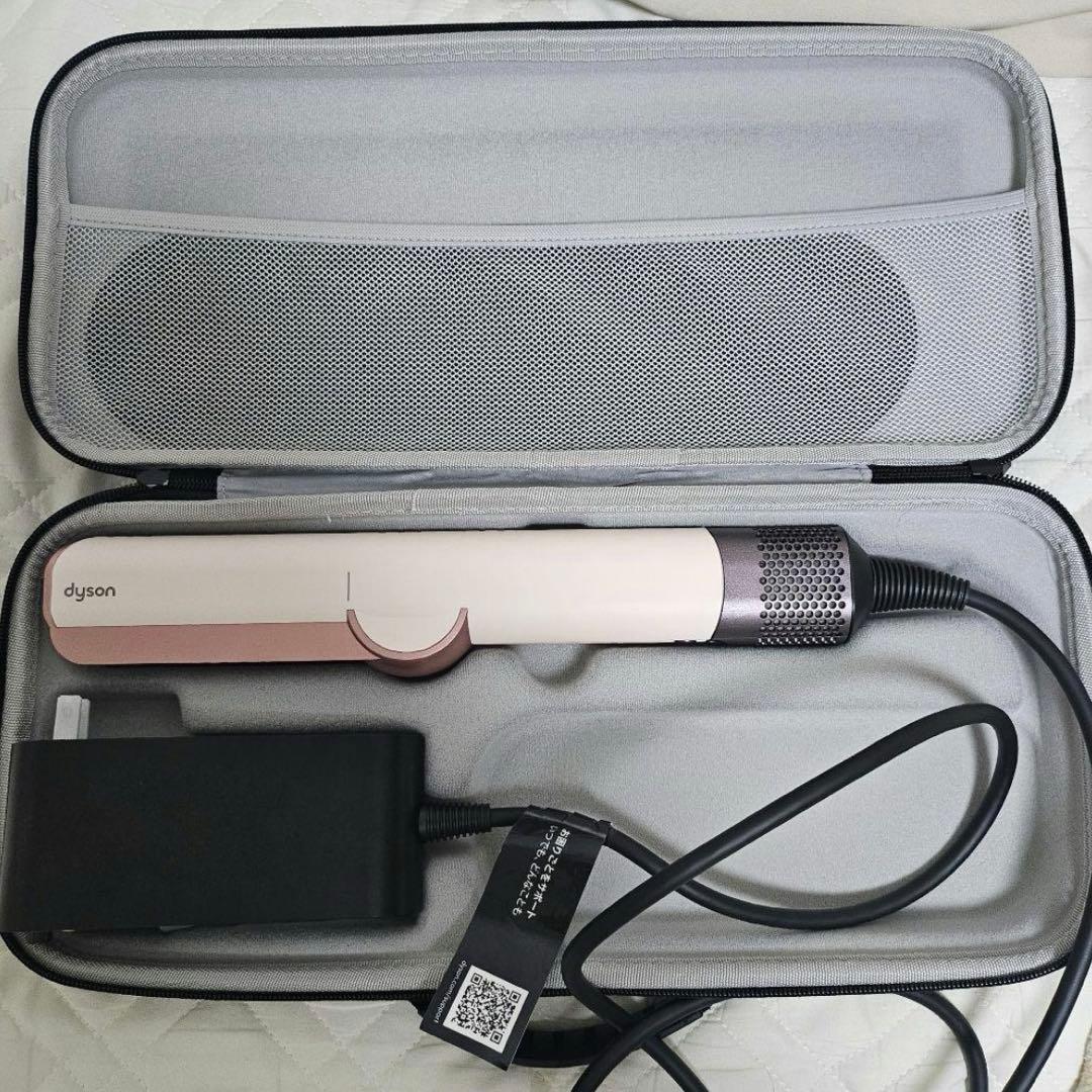 【美品】【国内正規品】ダイソン Dyson エアストレート HT01