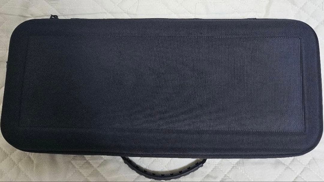 【美品】【国内正規品】ダイソン Dyson エアストレート HT01