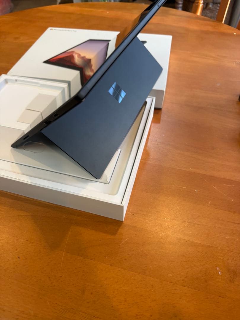 【美品】Microsoft Surface Pro7 i5/8gb/256g