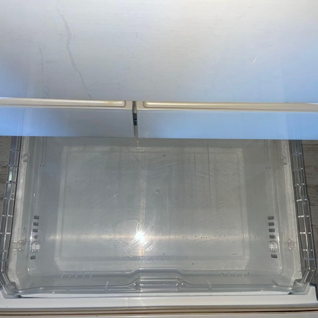 配送設置無料　大型冷蔵庫　大容量　TOSHIBA 555L 6ドア