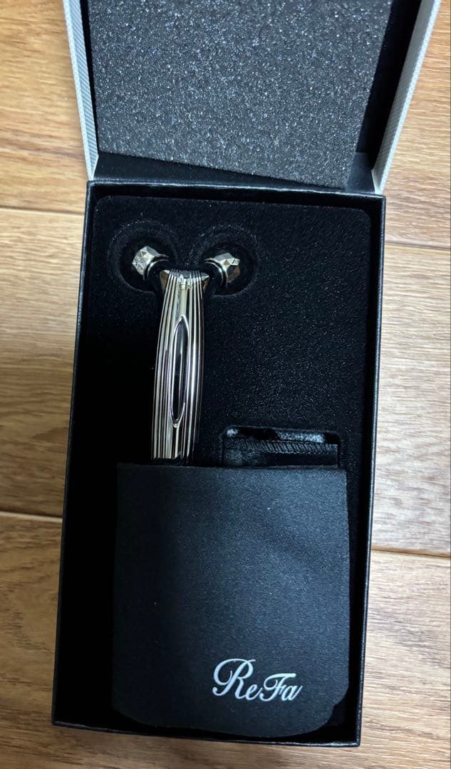 リファ　エスカラットレイ