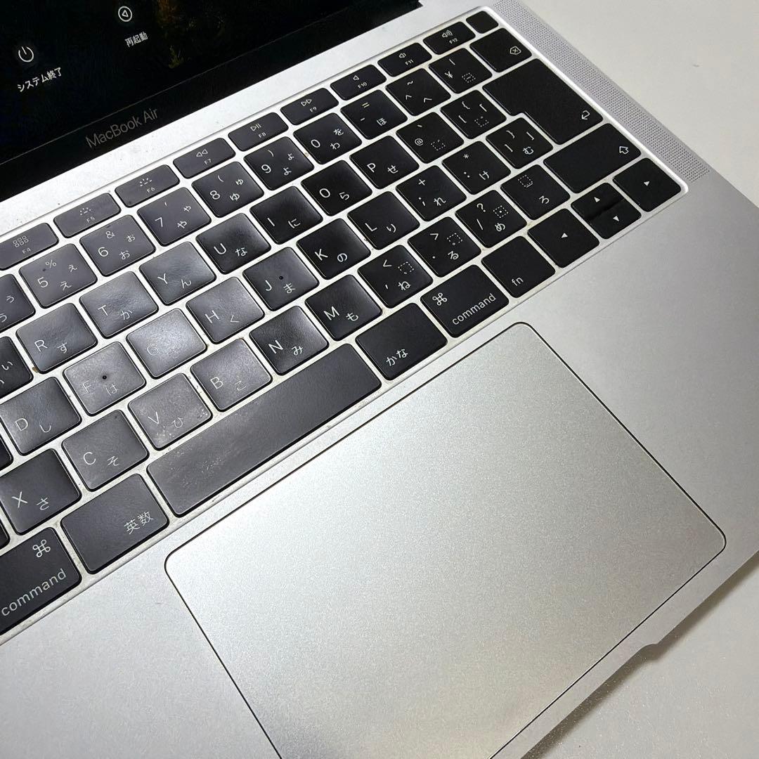 MacBook Air 1.6 GHz デュアルコアIntel Core i5