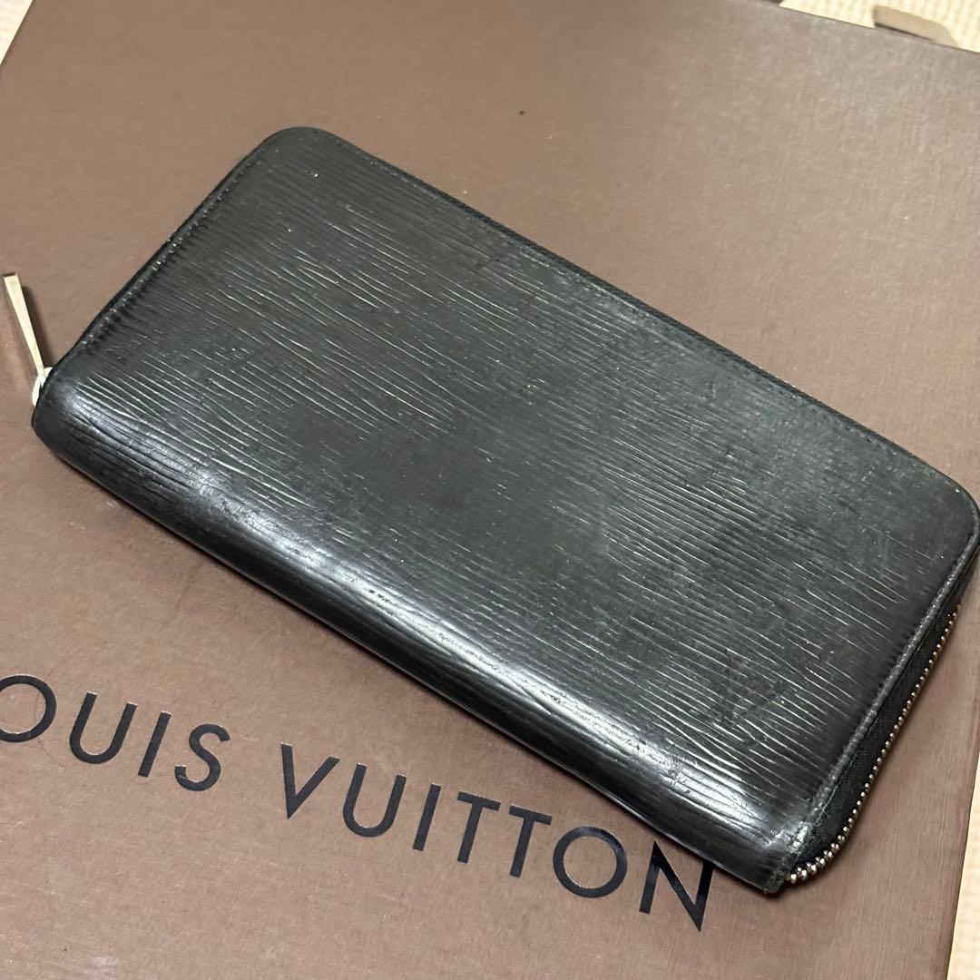 ルイヴィトン エピ ブラック ジッピーウォレット 長財布