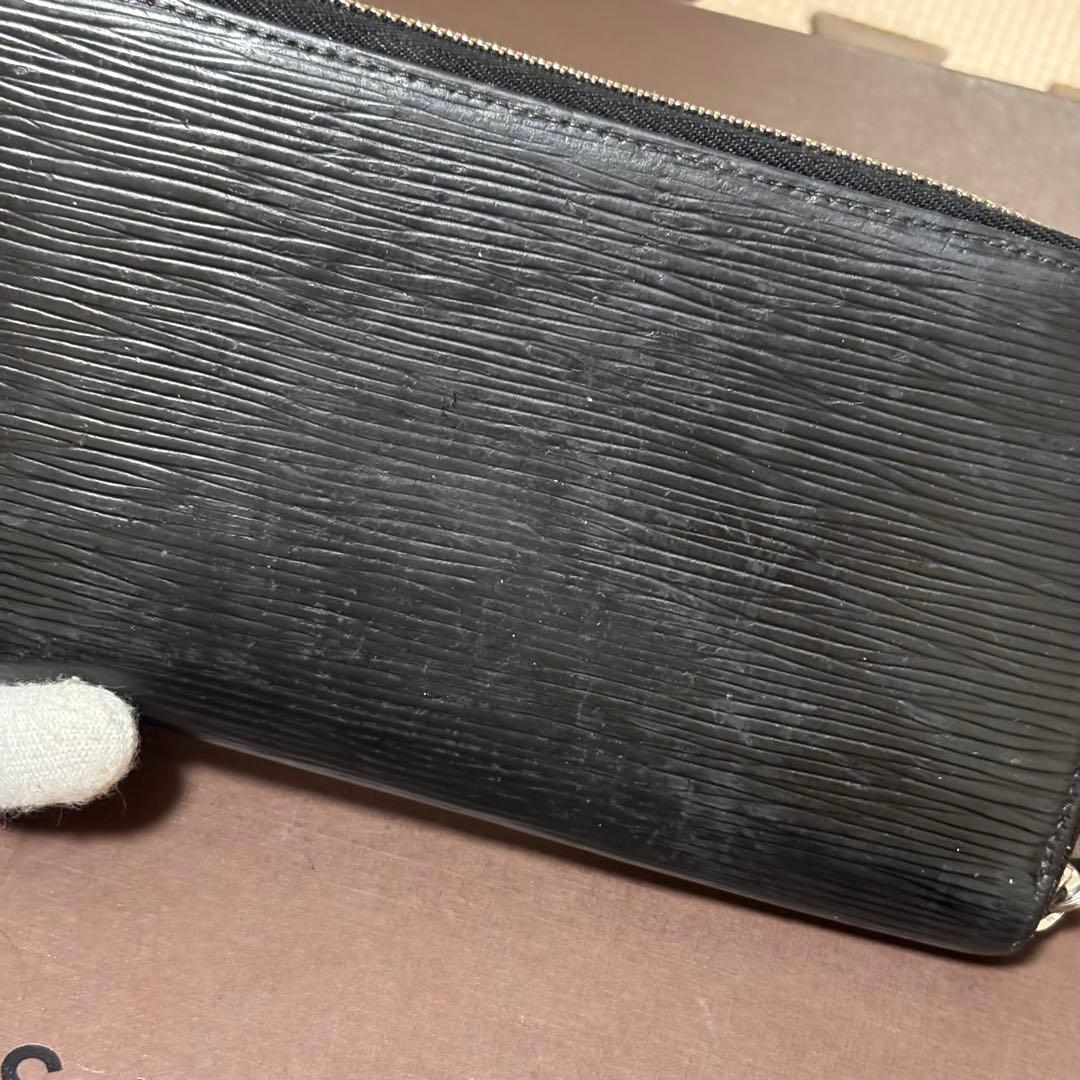 ルイヴィトン エピ ブラック ジッピーウォレット 長財布