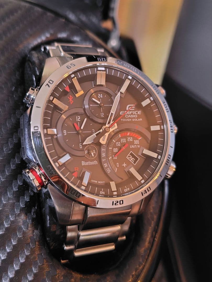 EDIFICE Tough Solar Bluetooth クロノグラフ