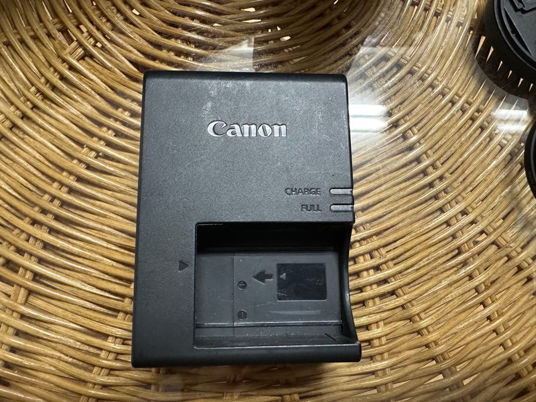 Canon EOS 9000D デジタル一眼レフ 望遠付き