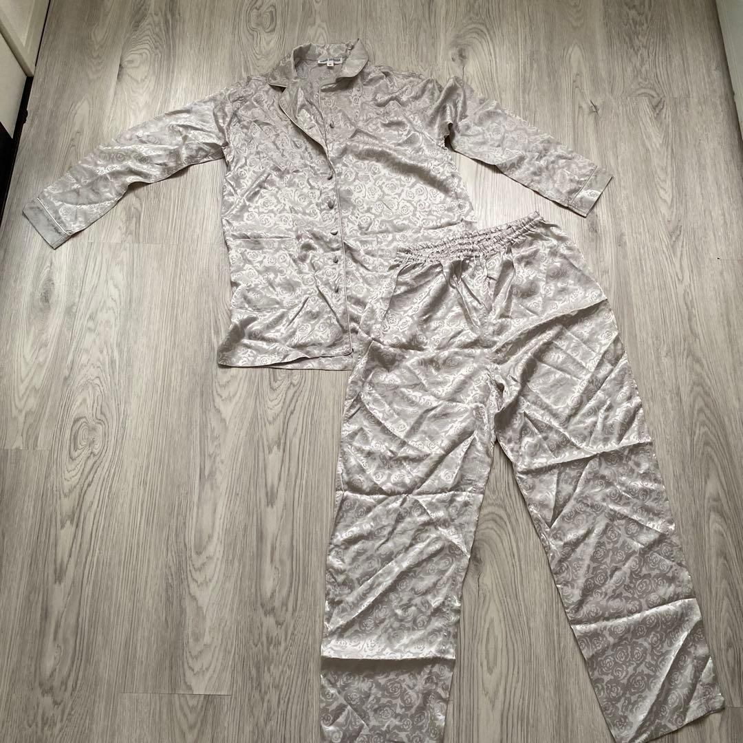 シルク　100% パジャマ　絹　JUNKO SHIMADA サイズM 美品