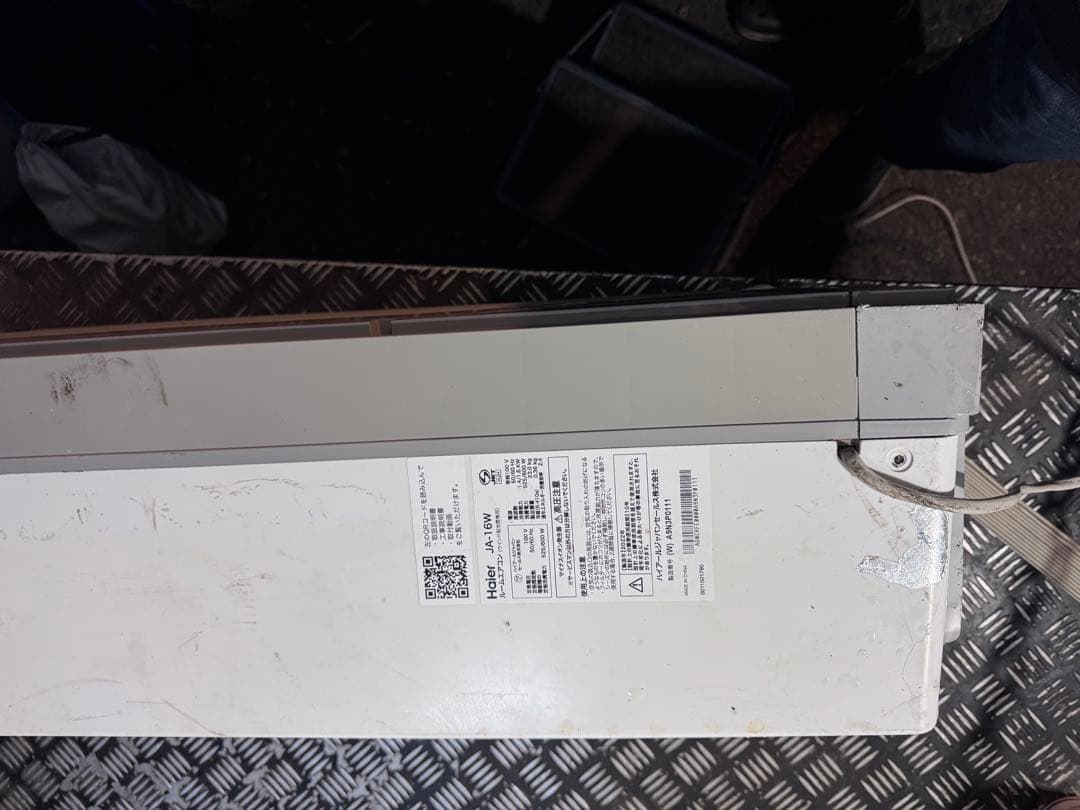 窓用エアコン　Haier JA-16W ※引き取り横浜市