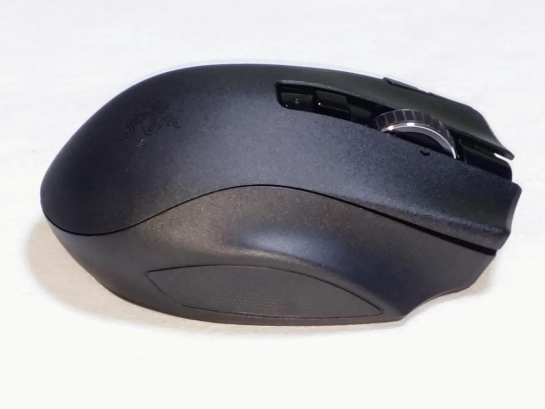 Razer Naga V2 HyperSpeed ゲーミングマウス