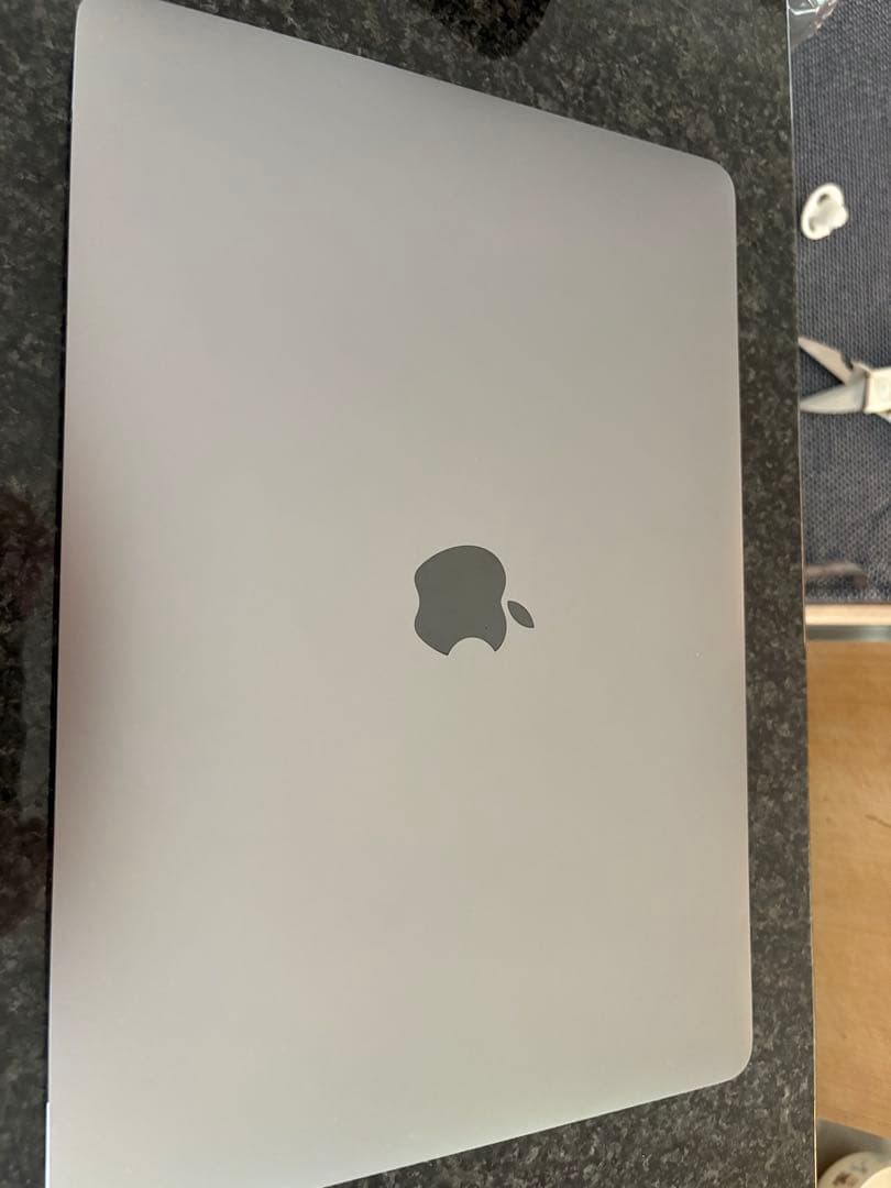 美品MacBook Pro 2020 M1 A2338 250GB メモリ8GB