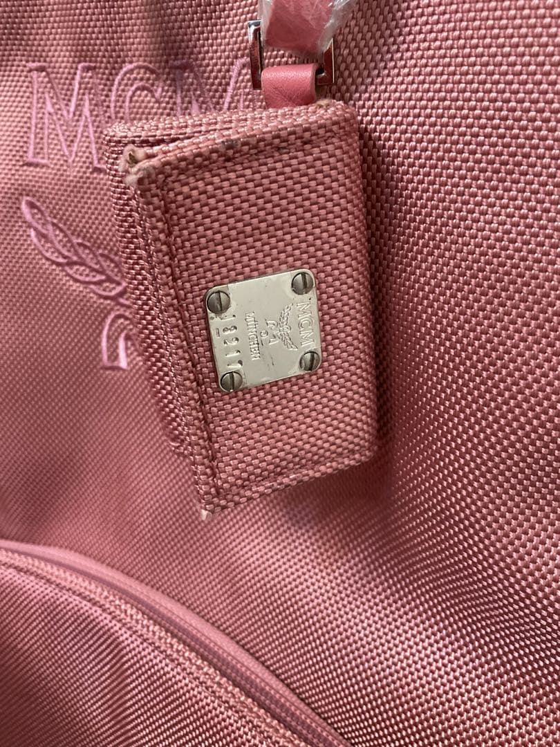 MCMキャリーバッグ、ケース　2〜3泊用