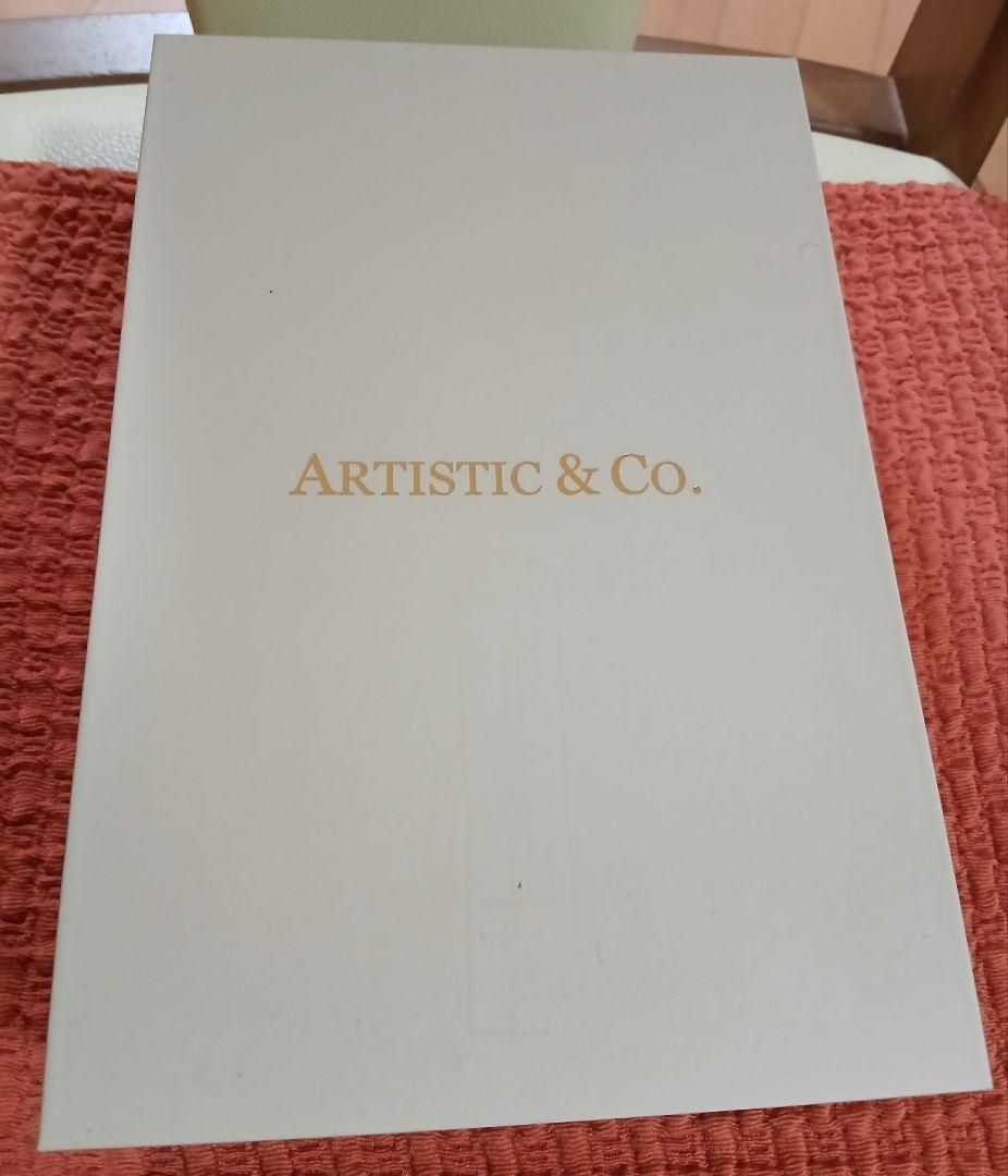 滝沢眞規子さんご愛用　A global ホルスアイ